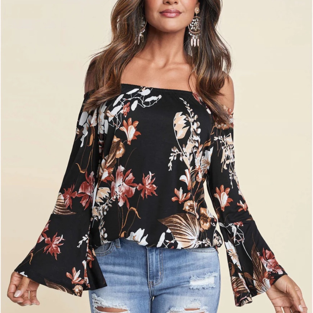 Venus Bell Sleeve Printed Top NET